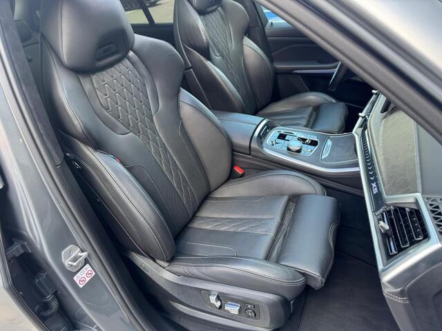 BMW X5 xDrive50e M-sport 489pk M-seats Pano Sky Lounge Alle Opties!