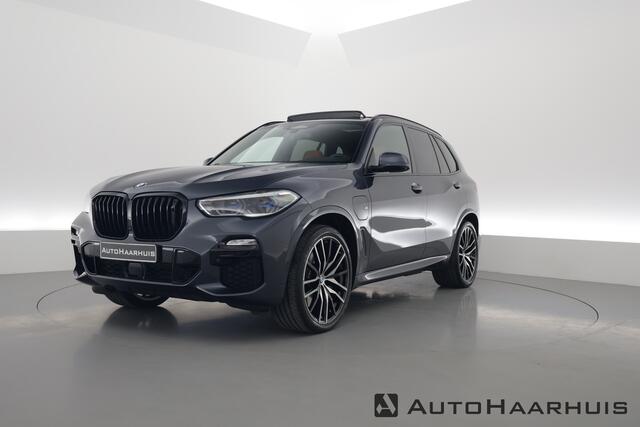 BMW X5 xDrive45e M Sport | Pano | SkyLounge | Info. Achter | Soft close | HUD | M Competition stoelen | Laser