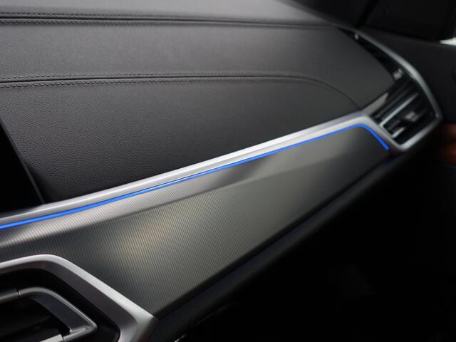 BMW X5 xDrive45e High Executive M Sport- Design Leder, Head Up, 360 Camera, Treeplanken, Stuur/Stoelverwarming, Sfeerverlichting