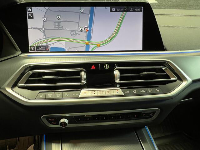 BMW X5 xDrive45e High Executive M-Sport 394 PK Automaat / Luchtvering / Panoramadak / Apple CarPlay / Navigatie / Camera / 20" M-Sport Velgen / Leder Int / Park Assist / 1e Eigenaar!