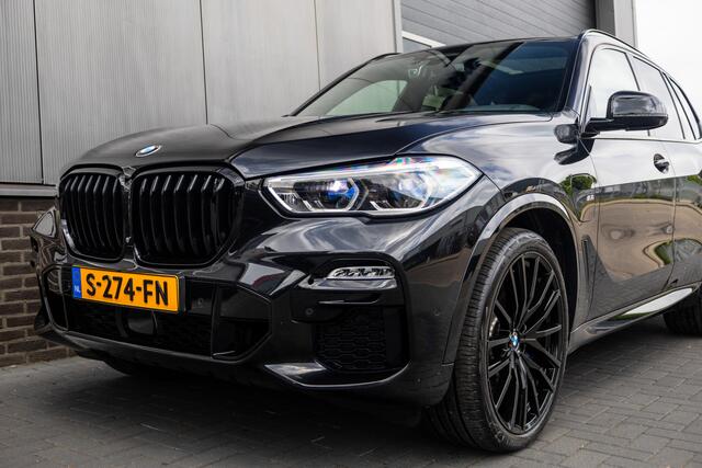 BMW X5 xDrive45e 394 PK High Executive M-Sportpakket / Pano-Dak/ Lucht-Vering/ Sky-Lounge/ Laser/ Keyless/ Head-Up/ Soft-Close/ 360-Camera/ 22'' LMV