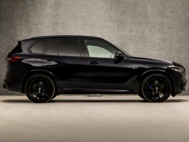 BMW X5 xDrive45e High Executive M Sport 395Pk Automaat (SKYLOUNGE PANORAMADAK, ALCANTARA HEMELBEKLEDING, M PAKKET, LUCHTVERING, APPLE CARPLAY, COMFORT ZETELS, LASER LED, ADAPTIVE CRUISE, HARMAN/KARDON, STUUR/STOELVERWARMING, NIEUWS