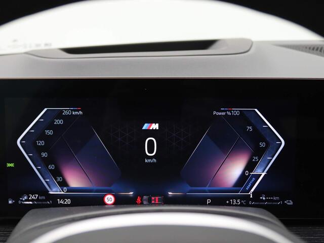 BMW X5 xDrive50e M-Sport 490PK Aut. luchtvering, head-up, trekhaak, elek. verstelbare voorstoelen, 360gr. camera, schuif-kanteldak, Harman Kardon audio, 22" lichtmetaal