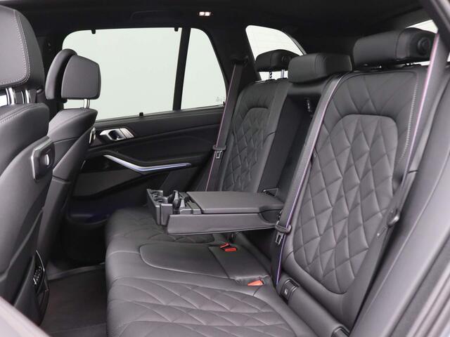 BMW X5 xDrive50e M-Sport 490PK Aut. luchtvering, head-up, trekhaak, elek. verstelbare voorstoelen, 360gr. camera, schuif-kanteldak, Harman Kardon audio, 22" lichtmetaal