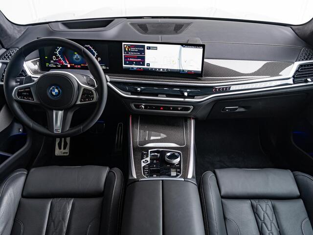 BMW X5 xDrive50e | M Sportpakket Pro | Innovation Pack | Comfort Access | Soft-Close | Stoelverwarming | Stoelventilatie | Stoelmassage | Harman Kardon | 22'' | Trekhaak