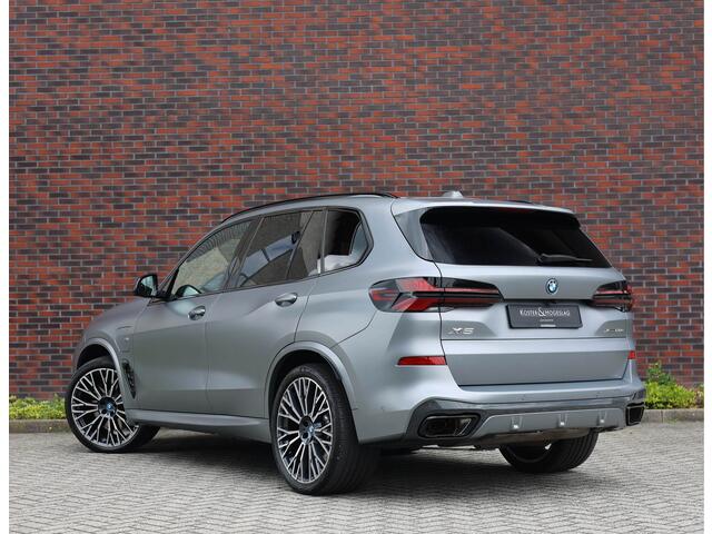 BMW X5 xDrive50e *Vierwielbesturing*Soft-Close*Sky*Bow&Wil*