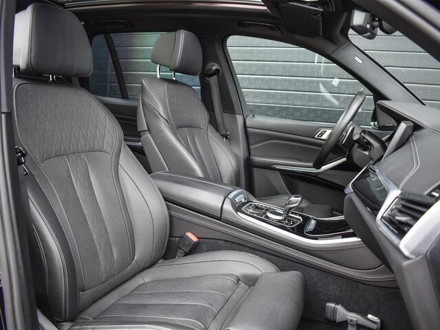 BMW X5 xDrive45e HIGH EXECUTIVE | M-SPORT | PANORAMADAK | NL AUTO | SHADWO-LINE | LED | ACTIVE CRUISE | M-SPORT BRAKE | HEAD-UP | 360 CAMERA | BLIS | TREKHAAK | AMBIANCE INTERIEUR |