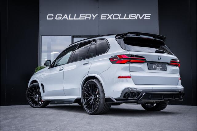 BMW X5 xDrive50e Launch Edition M-Sport l Sport Uitlaat l Sport body kit l Panorama l Carbon Pack