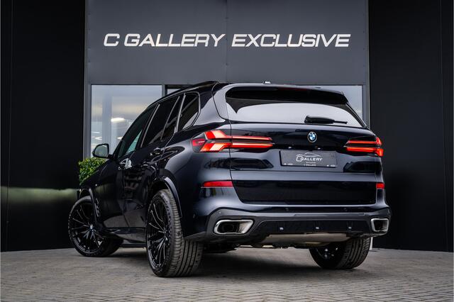 BMW X5 xDrive30d - Ex. BTW l Grijs Kent. l M-Sport | H&K | Elek. Trekhaak | HUD