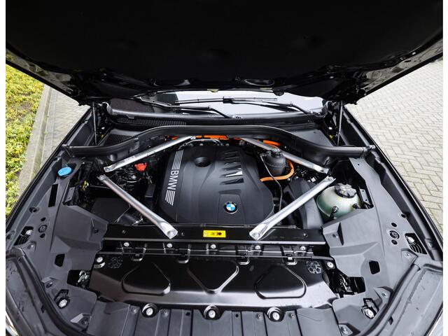 BMW X5 50e xDrive *Sky*Trekhaak*HUD*Massage*Bowers&Wilkins*