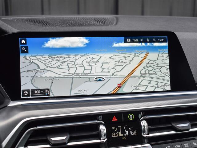 BMW X5 xDrive45e | ACTIVE CRUISE CONTROL | HARMAN KARDON AUDIO | ACHTERUITRIJCAMERA | LUCHTVERING | AMBIANCE SFEERVERLICHTING | DEALER ONDERHOUDEN