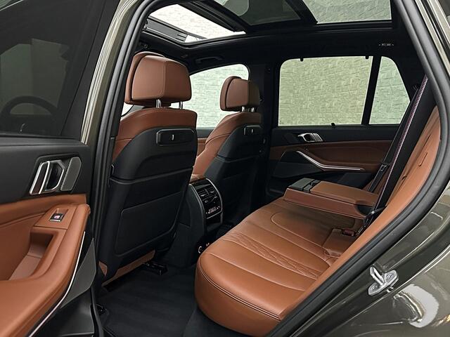 BMW X5 50e 490pk M-Pro Individual | ACC | 360 | Carbon | Stoelventilatie | 22" | Softclose | TH | Panodak | Comfort Seats | Driving Prof. | Park Prof. | Comfort plus | Manhattan met Tartufo Merino! Fabr. Gar. 06-2027 | NL-Auto | BTW.