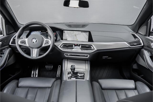 BMW X5 M50d M-Sport Laser Pano H/K Trekhaak Soft Close Massage