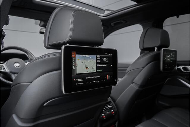 BMW X5 M50d M-Sport Laser Pano H/K Trekhaak Soft Close Massage