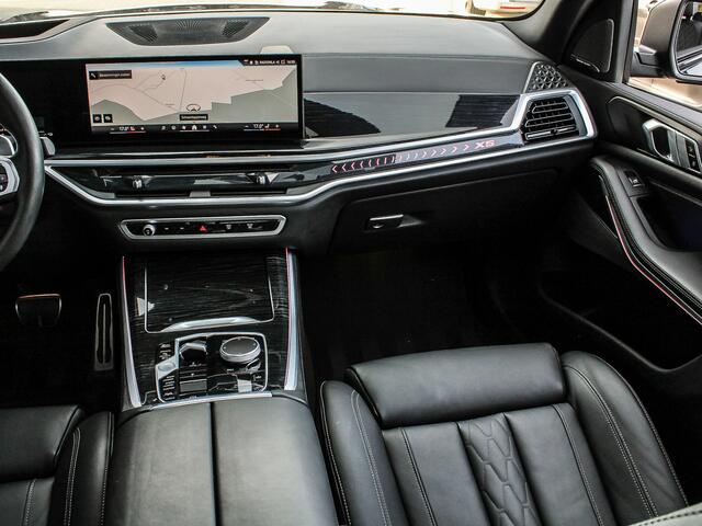BMW X5 xDrive50e 490PK High Executive M-Sport | DRIVING ASSISTANT PRO | HEADUP | PANO | SKYLOUNGE | HARMAN EN KARDON |