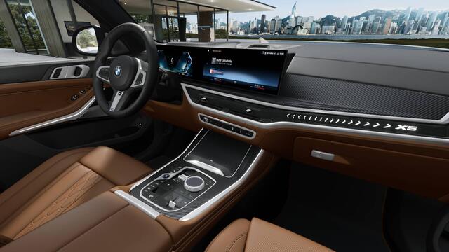 BMW X5 xDrive50e High Executive M Sport Automaat / Panoramadak Sky Lounge / Trekhaak / Massagefunctie / Bowers & Wilkins / Parking Assistant Professional / Soft-Close / Active Steering