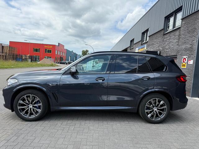 BMW X5 xDrive45e High Executive | 1E EIGENAAR | 12MND GARANTIE | LASER | BOWERS WILKINS | STOELMASSAGE | PANODAK | LUCHTVERING |