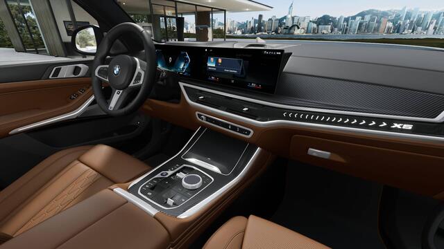 BMW X5 xDrive50e High Executive M Sport Automaat / Panoramadak Sky Lounge / Trekhaak / Massagefunctie / Bowers & Wilkins / Soft-Close / Parking Assistant Professional / Adaptieve LED