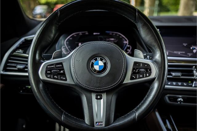 BMW X5 xDrive45e M Sport Individual 22" Crafted Clarity HUD Panorama