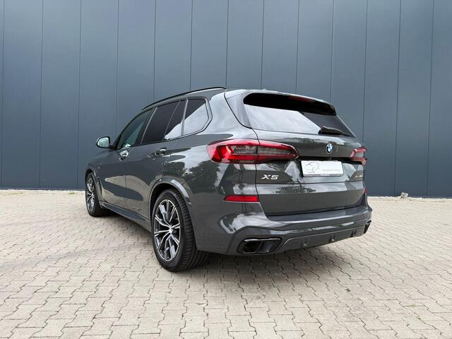 BMW X5 xDrive45e M-sport / pano / 360 camera / HUD