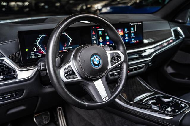 BMW X5 xDrive50e Hybrid M-Sport | Pano Skylounge | HUD | 360 | Brooklyn Grau