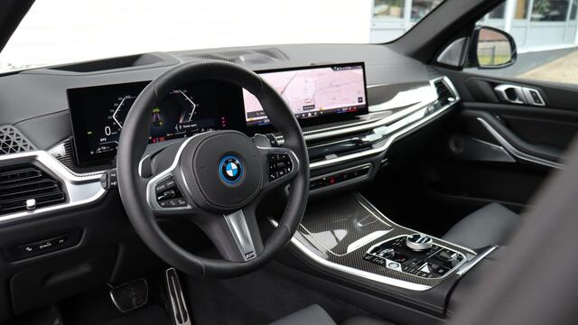 BMW X5 xDrive50e M-Sport Pro | Sky Lounge | Bowers & Wilkins | Stoelventilatie | Carbon | Head-up | Trekhaak