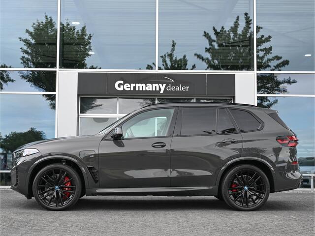 BMW X5 xDrive50e 489pk M-Sportpakket Black optic Ind-Dravit! Lucht Pano Zetels Tr-Haak HUD 22-Inch VOL!