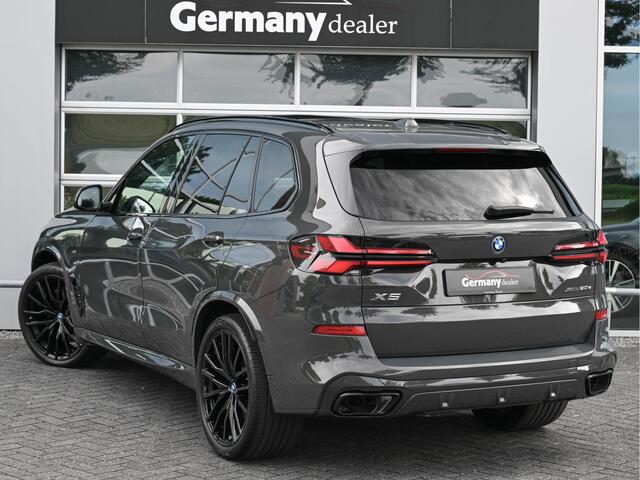BMW X5 xDrive50e 489pk M-Sportpakket Black optic Ind-Dravit! Lucht Pano Zetels Tr-Haak HUD 22-Inch VOL!