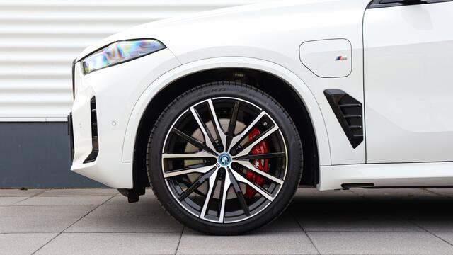 BMW X5 xDrive50e M-Sport Pro | Harman/Kardon | Panoramadak | Head-up | Trekhaak | Iconic Glow