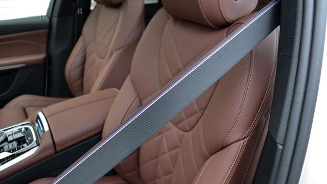 BMW X5 xDrive50e M-Sport Pro | Harman/Kardon | Panoramadak | Head-up | Trekhaak | Iconic Glow