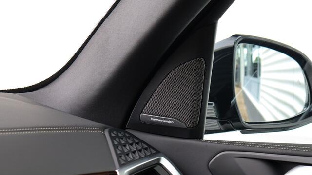 BMW X5 xDrive50e M-Sport Pro | Harman/Kardon | Panoramadak | Head-up | Trekhaak | Iconic Glow