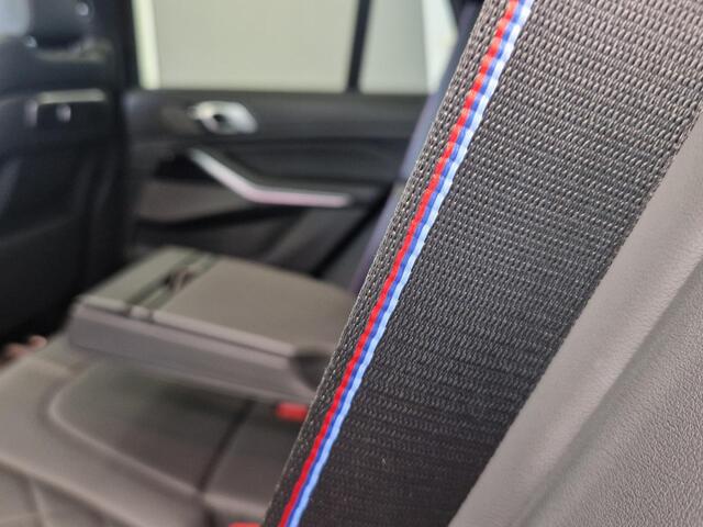 BMW X5 xDrive50e M-Sport Pro Pakket 22''LM Schuifkanteldak Elektriche uitklapbare trekhaak