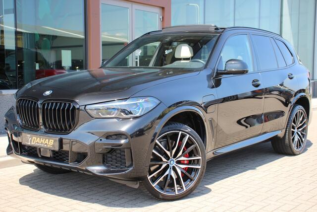 BMW X5 xDrive45e High Executive M-Sport | Pano | Luchtvering | 360 Camera | Trekhaak | Laser | ACC