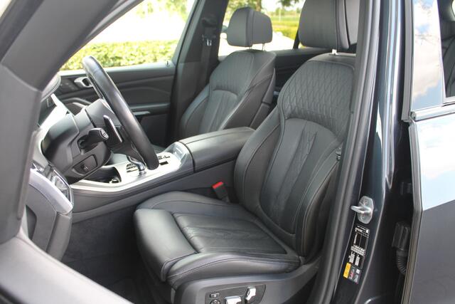 BMW X5 xDrive45e High Executive M Sport Automaat / Panoramadak / Massagefunctie / Laserlight / Soft Close Automatic / Stoelventilatie / Comfort Access / Adaptief onderstel / Parking Assistant Plus / Head-Up