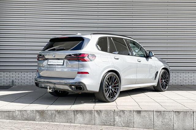 BMW X5 xDrive50e M Sportpakket Pro / Innovation Pack / Travel Pack / 22 inch LM M Dubbelspaak
