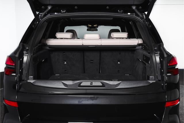 BMW X5 xDrive50e M Sportpakket Pro | Driving Assistant Pro | BMW Individual Leder | Glow Grille | Innovation Pack | Travel assist pack | S/K-Panodak | Adapt. Cruise | Memory stoelen | Stoelverw.+Ventilatie | Luchtvering | Ele 4662
