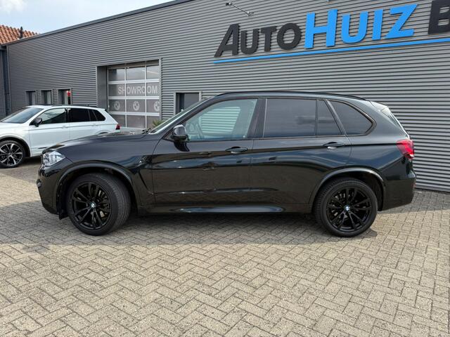 BMW X5 xDrive30d High Executive M Sport Panoramadak LED ACC Trekhaak Harman-Kardon Keyless Entry