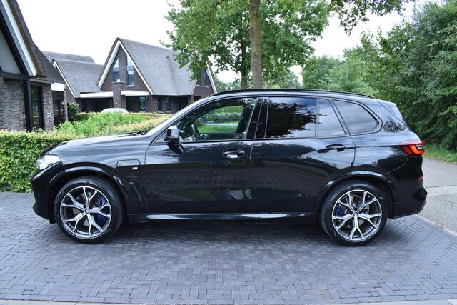 BMW X5 xDrive45e High Executive 399PK FULL, PANO, ADAPT,TREKH.