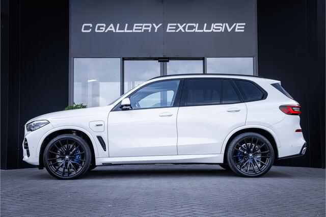 BMW X5 xDrive45e High Executive - M Sport | Panorama | Memory | Luchtvering | ACC