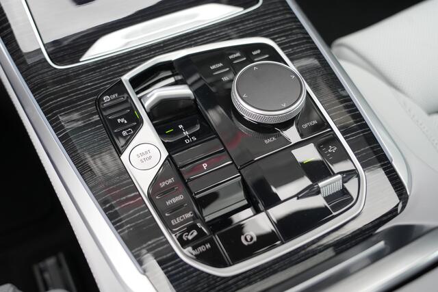 BMW X5 xDrive50e M Sport 489pk Panoramadak/Trekhaak/HarmannKardon