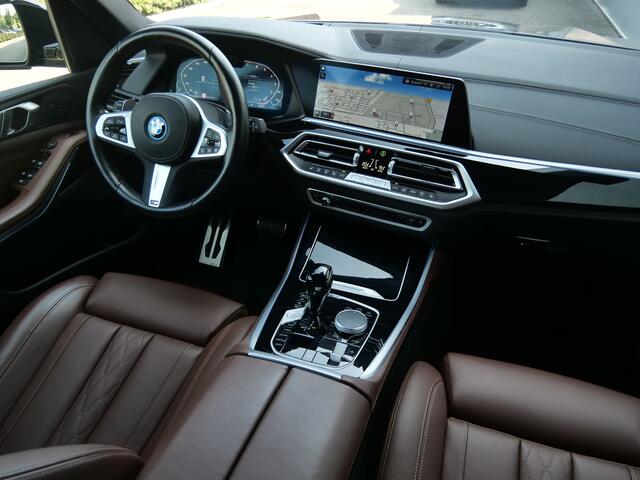 BMW X5 xDrive45e High Executive M-pakket Automaat Trekhaak / Vierwielsturing / Luchtvering / Head-Up