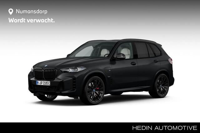 BMW X5 xDrive50e High Exe | M-Sport Pro | 22" | Special Request Frozen Black | Sky Lounge Panorama | Trekhaak | Co-Pilot | Soft-Close