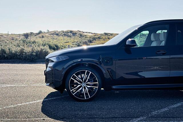 BMW X5 xDrive50e | M Sport | Glazen Panoramadak | Stoelventilatie | Trekhaak | Bowers & Wilkins