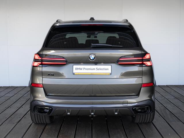 BMW X5 xDrive50e | M Sportpakket Pro | Travel Pack | Innovation Pack | Panoramadak | Stoelmassage | Stoelverwarming/-ventilatie | 22'' | Trekhaak