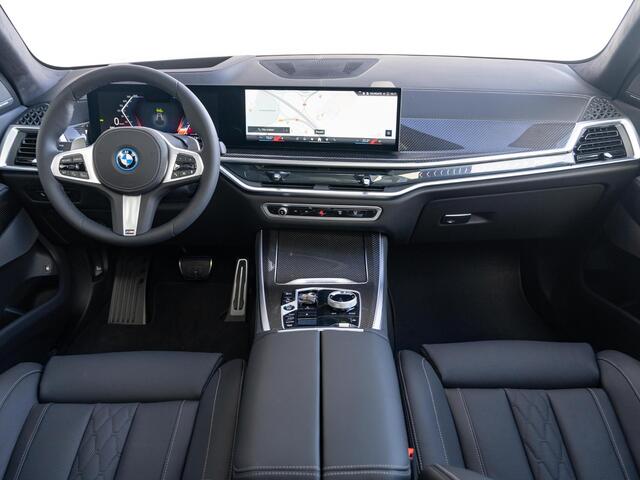 BMW X5 xDrive50e | M Sportpakket Pro | Travel Pack | Innovation Pack | Panoramadak | Stoelmassage | Stoelverwarming/-ventilatie | 22'' | Trekhaak