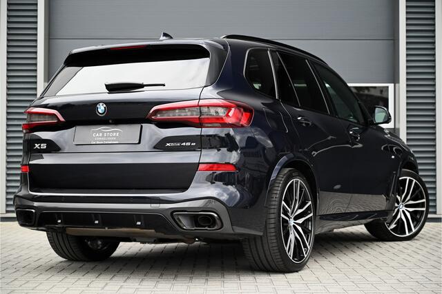 BMW X5 xDrive45e M-SPORT / SKYLOUNGE PANO / LASER / HUD / LEDER INDIVIDUAL / 4WIELSTURING / SOFTCLOSE / FULL OPTIONS