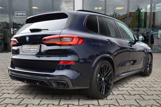 BMW X5 xDrive45e M-Sport | Pano | M Stoelen | 22 Inch | Carbon zwart |