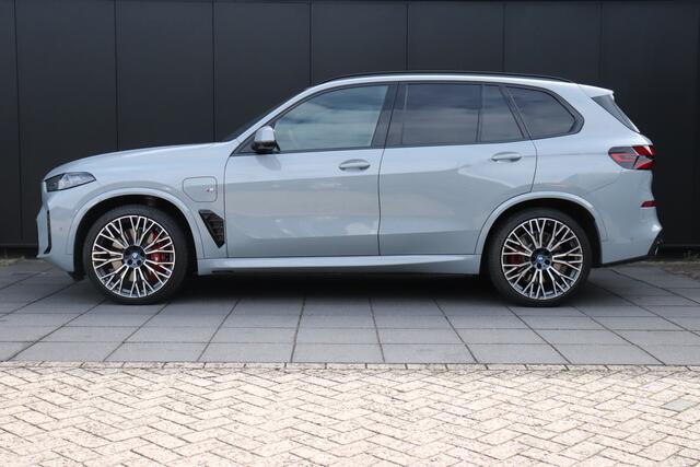 BMW X5 xDrive50e | M SPORT | LEDER | MEMORY | H&K | PANO-DAK | HEAD-UP | SOFT-CLOSE | TREKHAAK | 360° CAMERA | CRUISE | NAVI | FULL OPTIONS