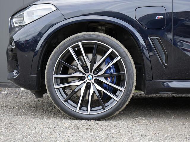 BMW X5 xDrive45e High Executive Dealeronderh. / Individual interieur ivory white night blue / M-sport / 22 inch / Panoramadak / Harman Kardon / Driving prof / Head-up display /