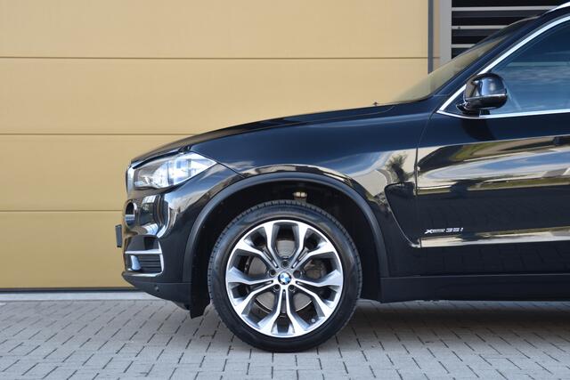 BMW X5 xDrive35i High Executive * Panorama dak * Head-up * Stoelverwarming * Achteruitrijcamera * LED *